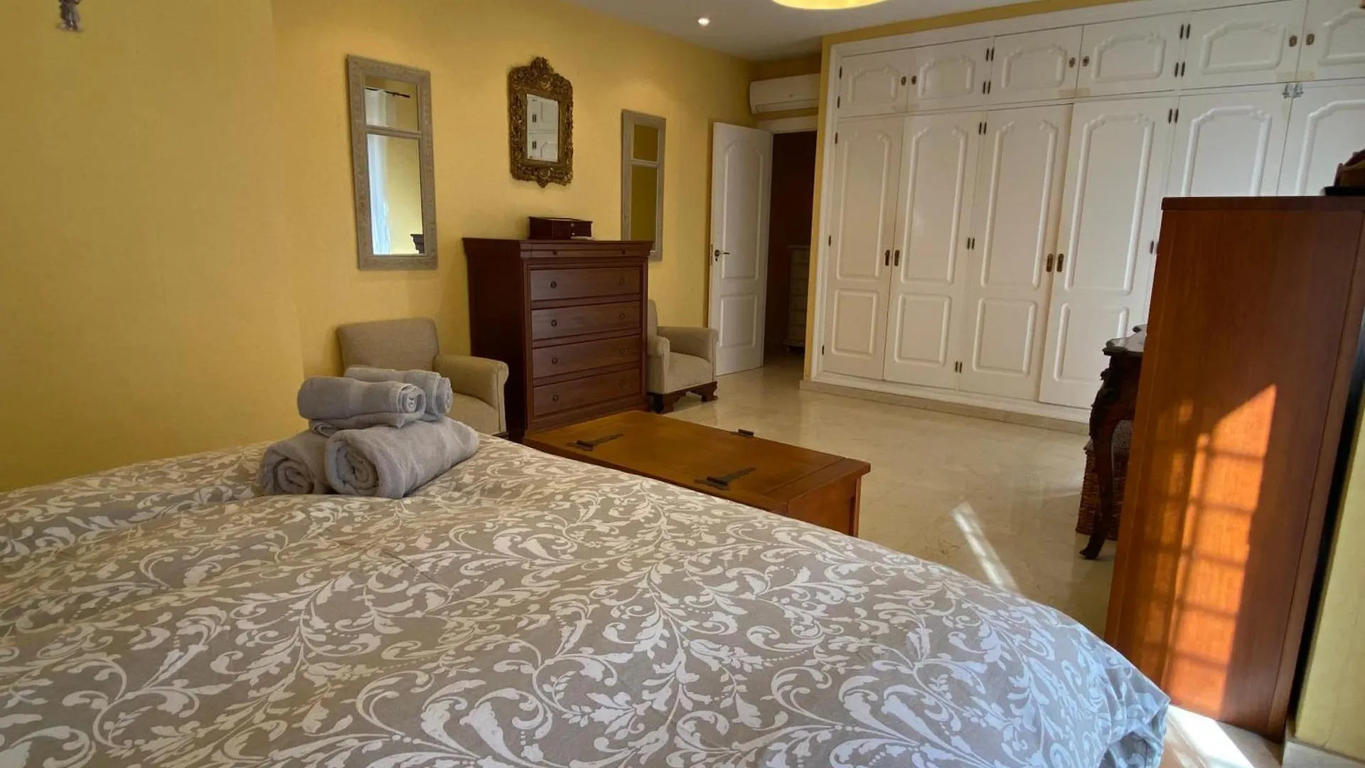 4 Bedroom Apartment Close By Beach In Fuengirola Spain