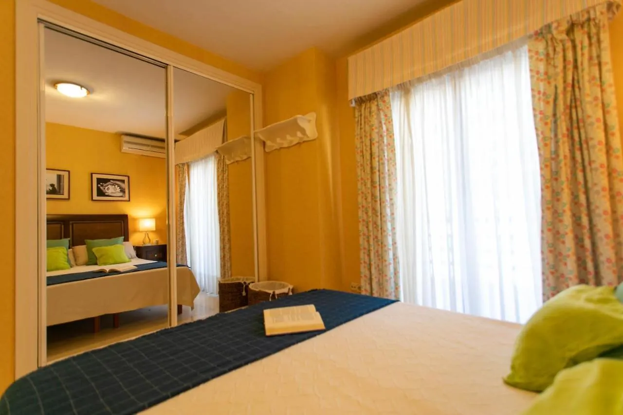 4 Bedroom Apartment Close By Beach In Fuengirola
